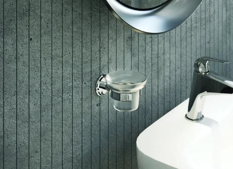 Bathroom Accessories detail 2